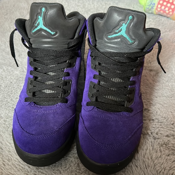 Jordan 5 - Picture 2 of 4